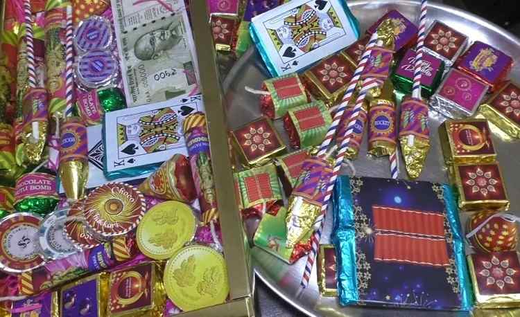 नैनीताल में छाये पटाखे