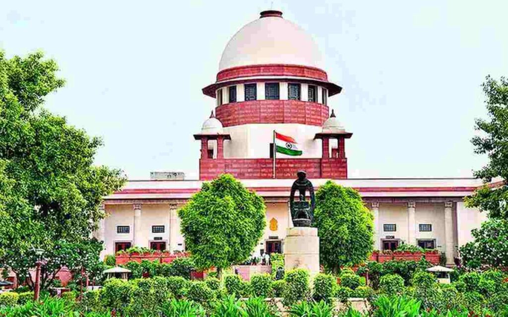 उप्र के शिक्षा मित्रों को झटका, सुप्रीम कोर्ट ने खारिज की अपील